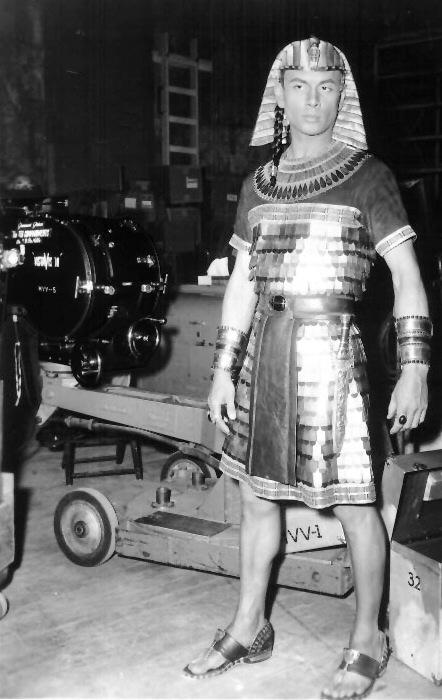 Yul Brynner tests a new costume design beside the VV camera.